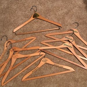 Vtg wood Hangers-Houston stores